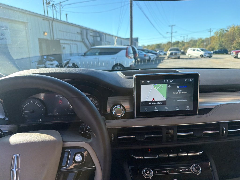 Used 2022 Lincoln Corsair AWD w/ Elements Package image 21