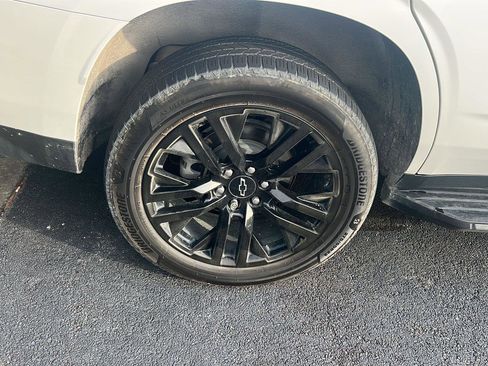 Used 2023 Chevrolet Tahoe Premier image 7