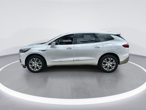 Used 2018 Buick Enclave Avenir w/ Avenir Technology Package FWD image 5