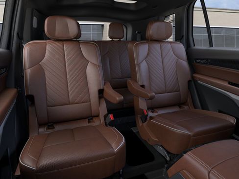 New 2026 Cadillac Vistiq Platinum image 17