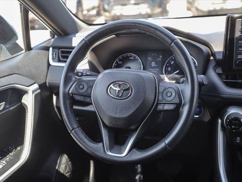 Certified 2022 Toyota RAV4 SE AWD/4WD image 15