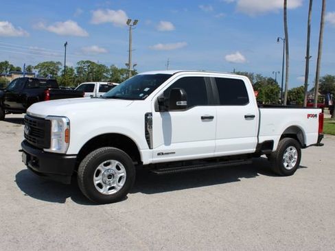 Used 2025 Ford F250 XL w/ XL Off-Road Package AWD/4WD image 5