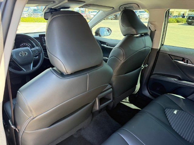 Used 2023 Toyota Camry SE w/ Convenience Package FWD image 28