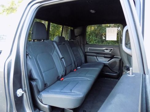 Certified 2022 RAM 1500 Big Horn image 32