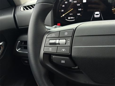 Used 2025 Kia K4 EX image 27