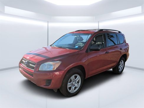 Used 2012 Toyota RAV4 FWD image 7