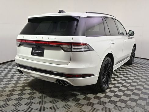 New 2026 Lincoln Aviator Reserve image 6