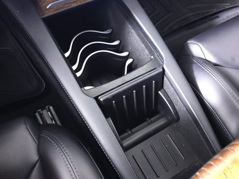 Used 2018 Tesla Model S 75D AWD/4WD image 25