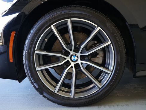 Used 2021 BMW 330i Sedan w/ Convenience Package image 30