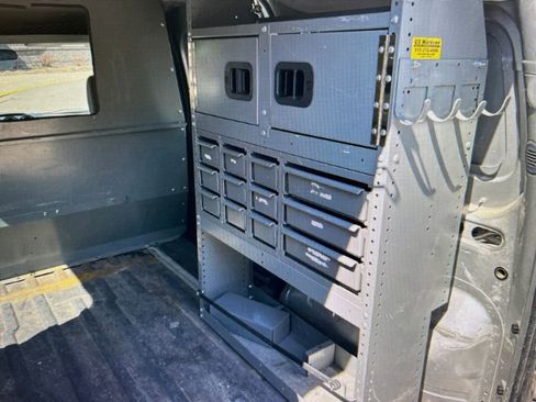Used 2012 Ford Transit Connect XLT FWD image 2