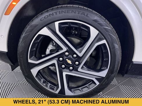 Certified 2024 Chevrolet Equinox EV LT w/ Active Safety Package 3 FWD image 13