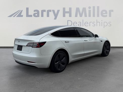 Used 2020 Tesla Model 3 Standard Range Plus RWD image 5