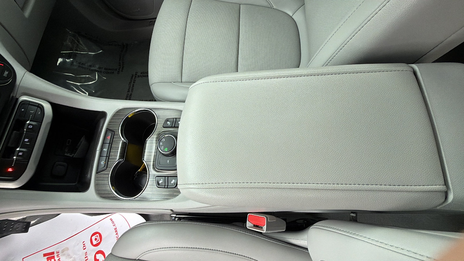 Used 2023 GMC Acadia SLT AWD/4WD image 12