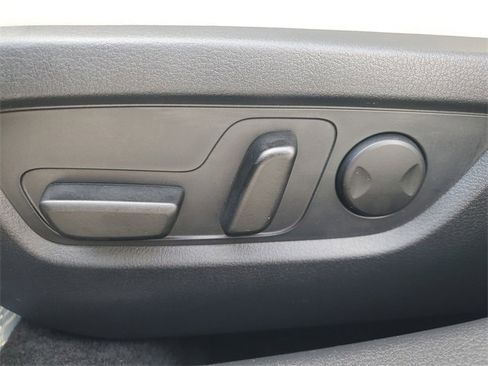 Certified 2024 MAZDA CX-30 AWD 2.5 S w/ Preferred Package image 19