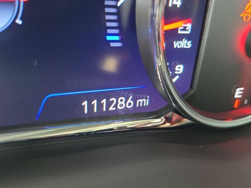 Used 2023 GMC Acadia AT4 w/ Technology Package AWD/4WD image 27
