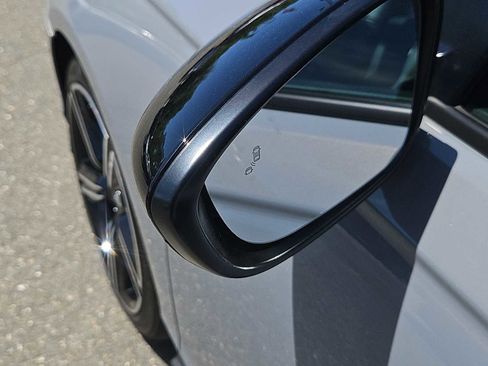 Used 2023 Honda Accord Sport image 19