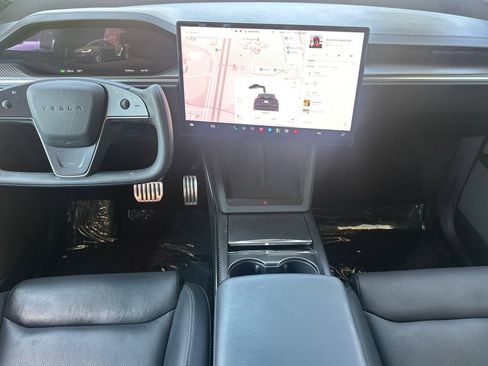 Used 2022 Tesla Model X Plaid AWD/4WD image 16