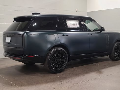 New 2026 Land Rover Range Rover Long Wheelbase SE AWD/4WD image 2