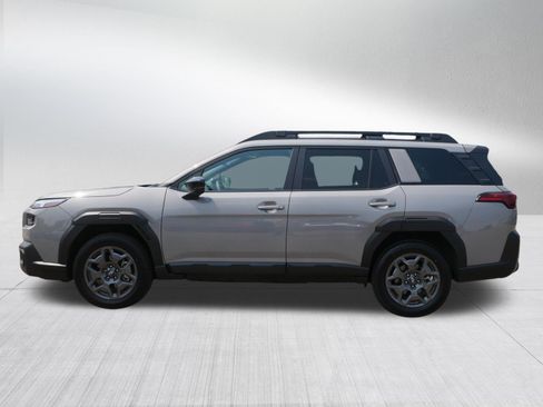 Used 2026 Subaru Outback Premium AWD/4WD image 4