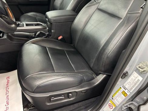 Used 2020 Toyota Tacoma TRD Sport w/ TRD Premium Sport Package image 15