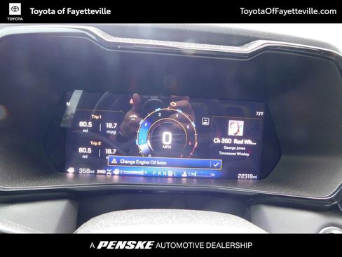 Used 2024 Chevrolet Colorado Z71 w/ Z71 Convenience Package 2 image 12