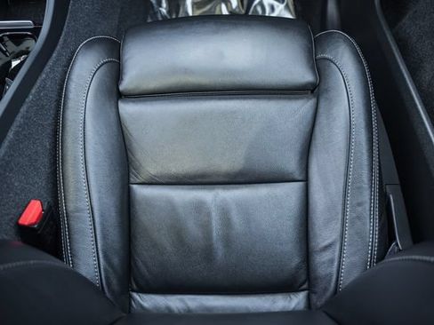Certified 2023 Volvo XC40 B5 Plus w/ Climate Package AWD/4WD image 32