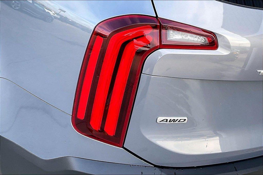 Used 2022 Kia Telluride SX w/ Towing Package AWD/4WD image 29