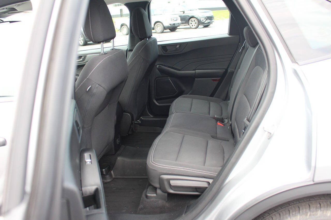 Used 2023 Ford Escape AWD image 6