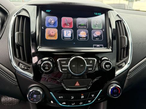 Used 2016 Chevrolet Cruze Premier image 14