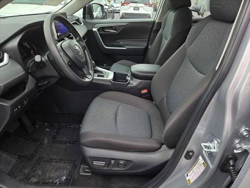 Certified 2025 Toyota RAV4 XLE AWD/4WD image 15
