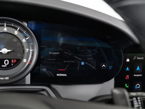 Used 2024 Porsche 911 Targa 4S w/ Premium Package image 23