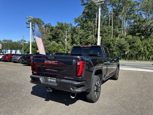 Used 2024 GMC Sierra 3500 Denali w/ Denali Reserve Package image 16
