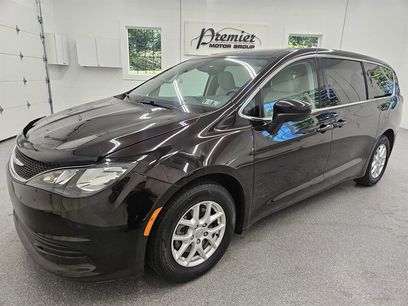 Used 2017 Chrysler Pacifica Touring