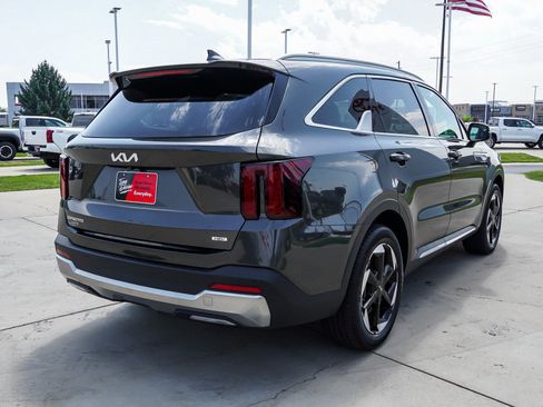 Used 2025 Kia Sorento EX AWD/4WD image 8