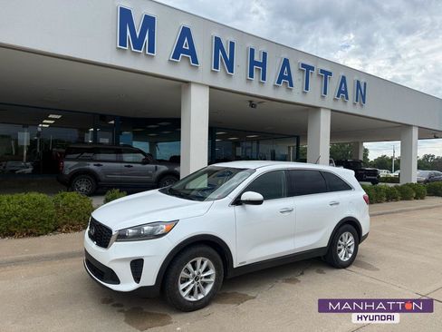 Used 2020 Kia Sorento LX AWD/4WD image 1
