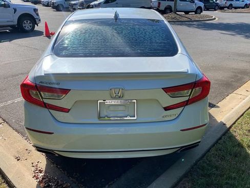 Used 2020 Honda Accord Sport image 30
