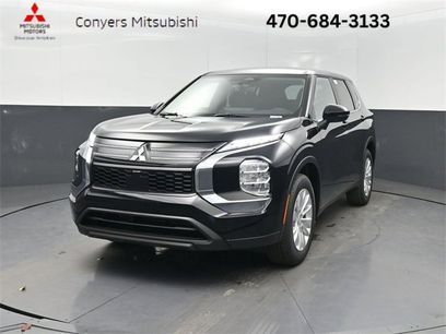 New 2025 Mitsubishi Outlander ES