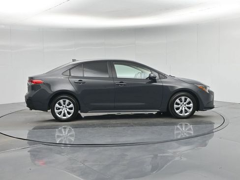 Used 2024 Toyota Corolla LE image 24