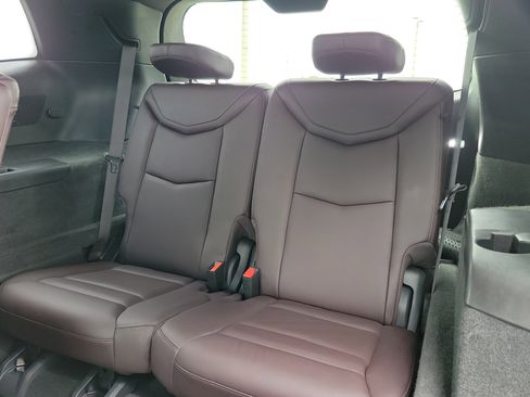 Used 2020 Cadillac XT6 Premium Luxury FWD image 12
