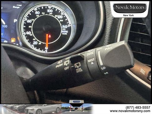 Used 2022 Jeep Cherokee Trailhawk image 19