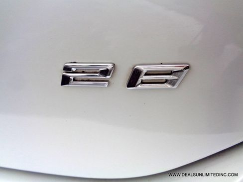 Used 2021 BMW X1 sDrive28i image 6