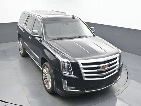 Used 2016 Cadillac Escalade Premium AWD/4WD image 15