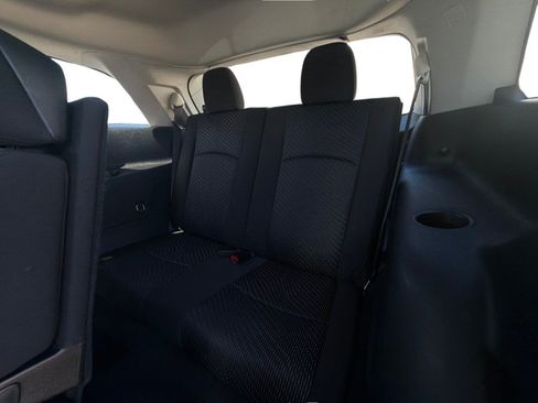 Used 2015 Dodge Journey SXT w/ Flexible Seating Group FWD image 18