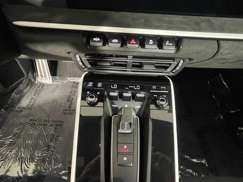 New 2023 Porsche 911 Dakar image 38