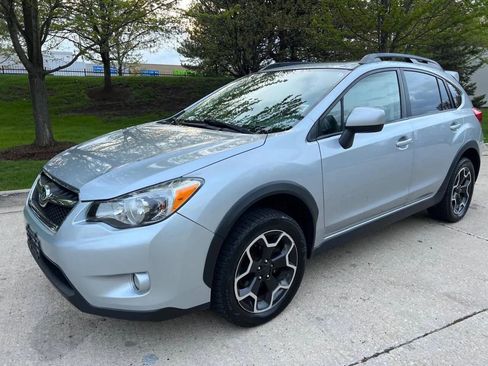 Used 2013 Subaru Crosstrek 2.0i Limited image 1
