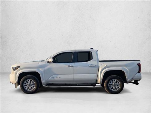 Used 2024 Toyota Tacoma SR5 RWD image 7