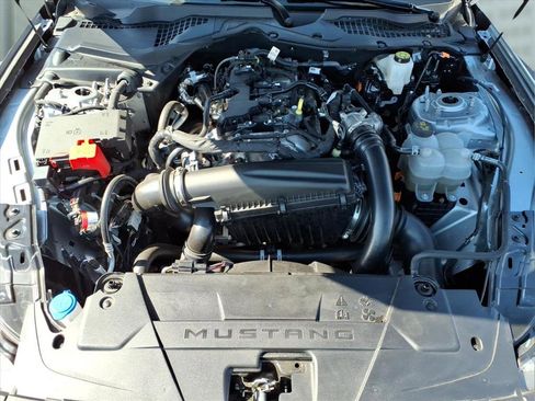 Used 2025 Ford Mustang Coupe image 11