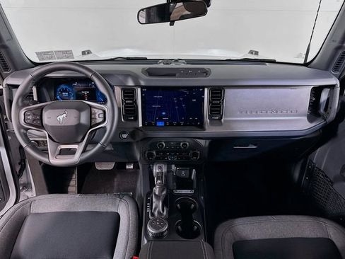 New 2025 Ford Bronco Big Bend image 15