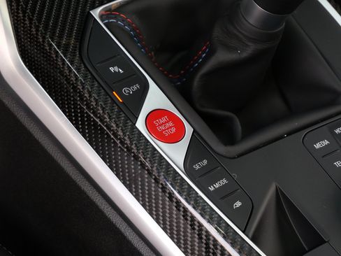 Used 2026 BMW M2 w/ Lighting Package RWD image 30