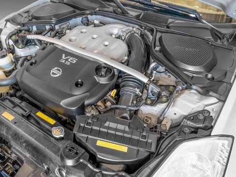 Used 2006 Nissan 350Z Touring RWD image 22